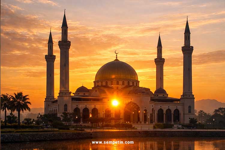 Mengapa Akhlak Lebih Dulu daripada Ilmu dalam Islam? Inilah Penjelasan Lengkapnya